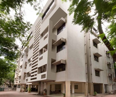 Hotel Meru